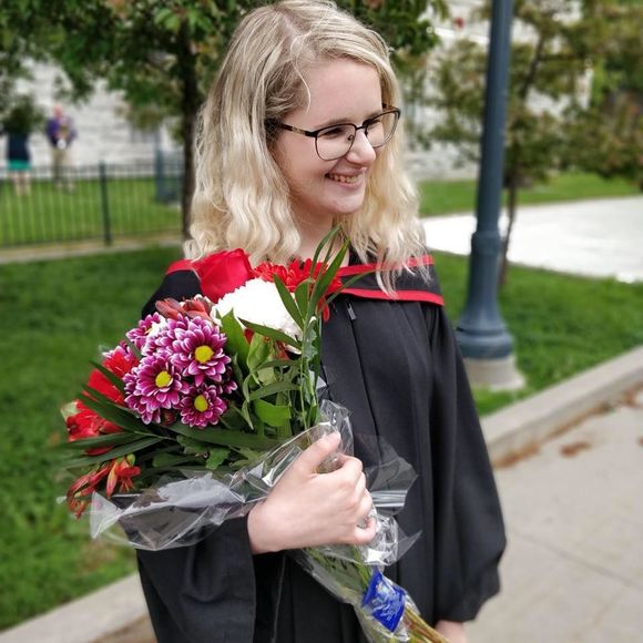 Meet your Posher, Isabelle - Picture 1 of 1